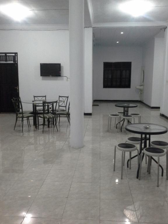 Wisma 88 Gorontalo Exterior photo